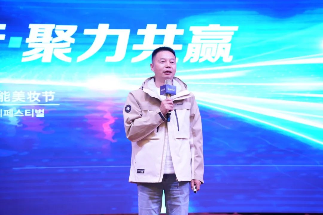 陈承志.jpg